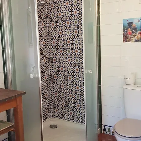 Independant Dans Propriete Privee De 1700 M2 דירה *